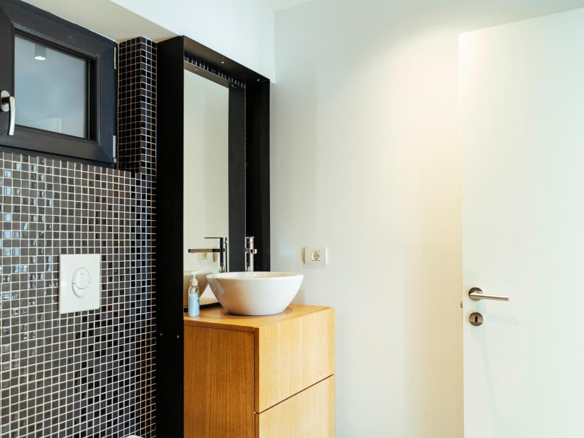 Central Modern Design Apartment Бухарест Экстерьер фото