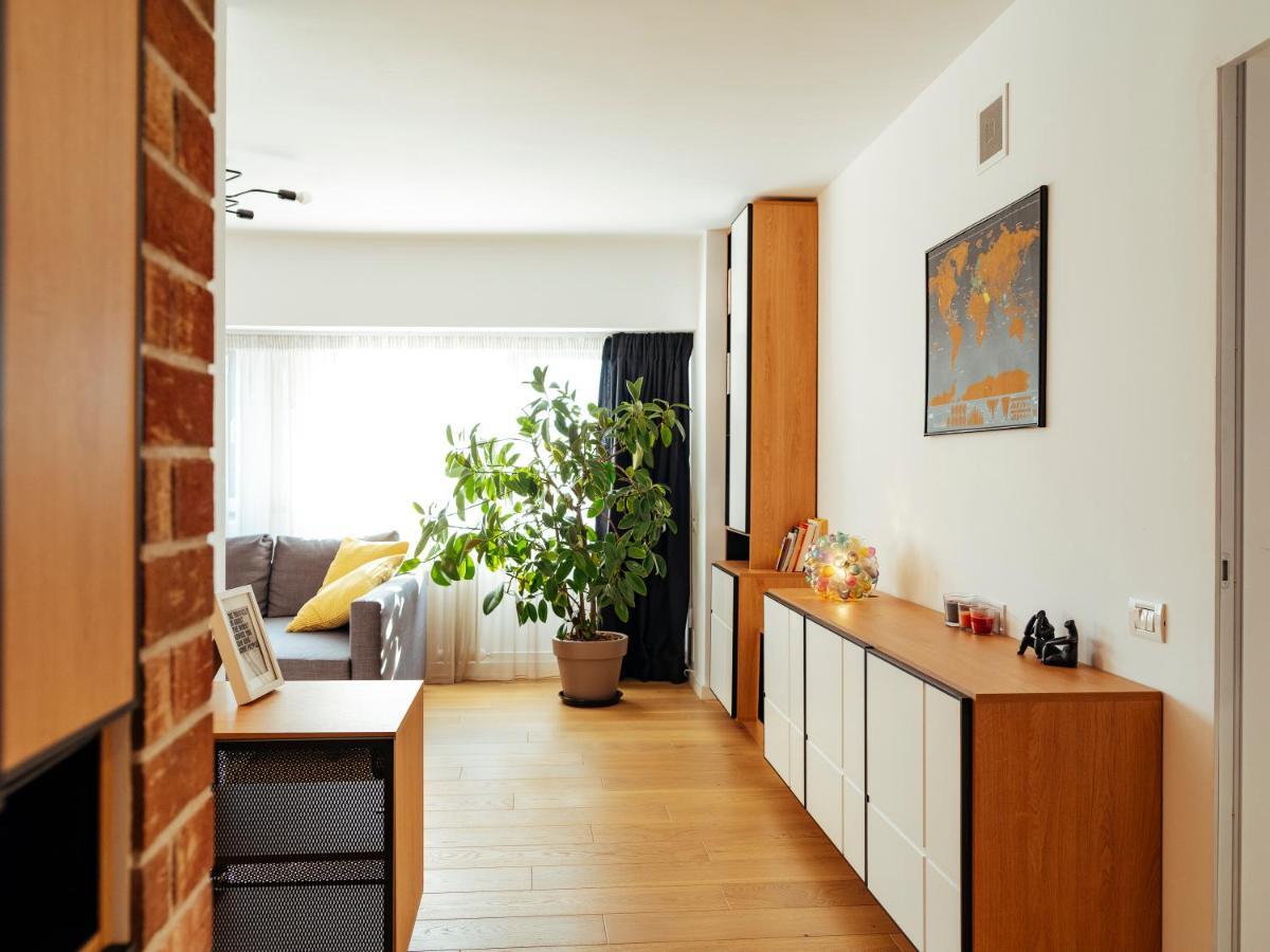 Central Modern Design Apartment Бухарест Экстерьер фото