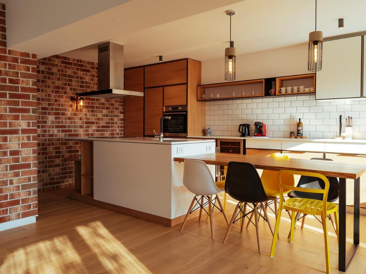 Central Modern Design Apartment Бухарест Экстерьер фото